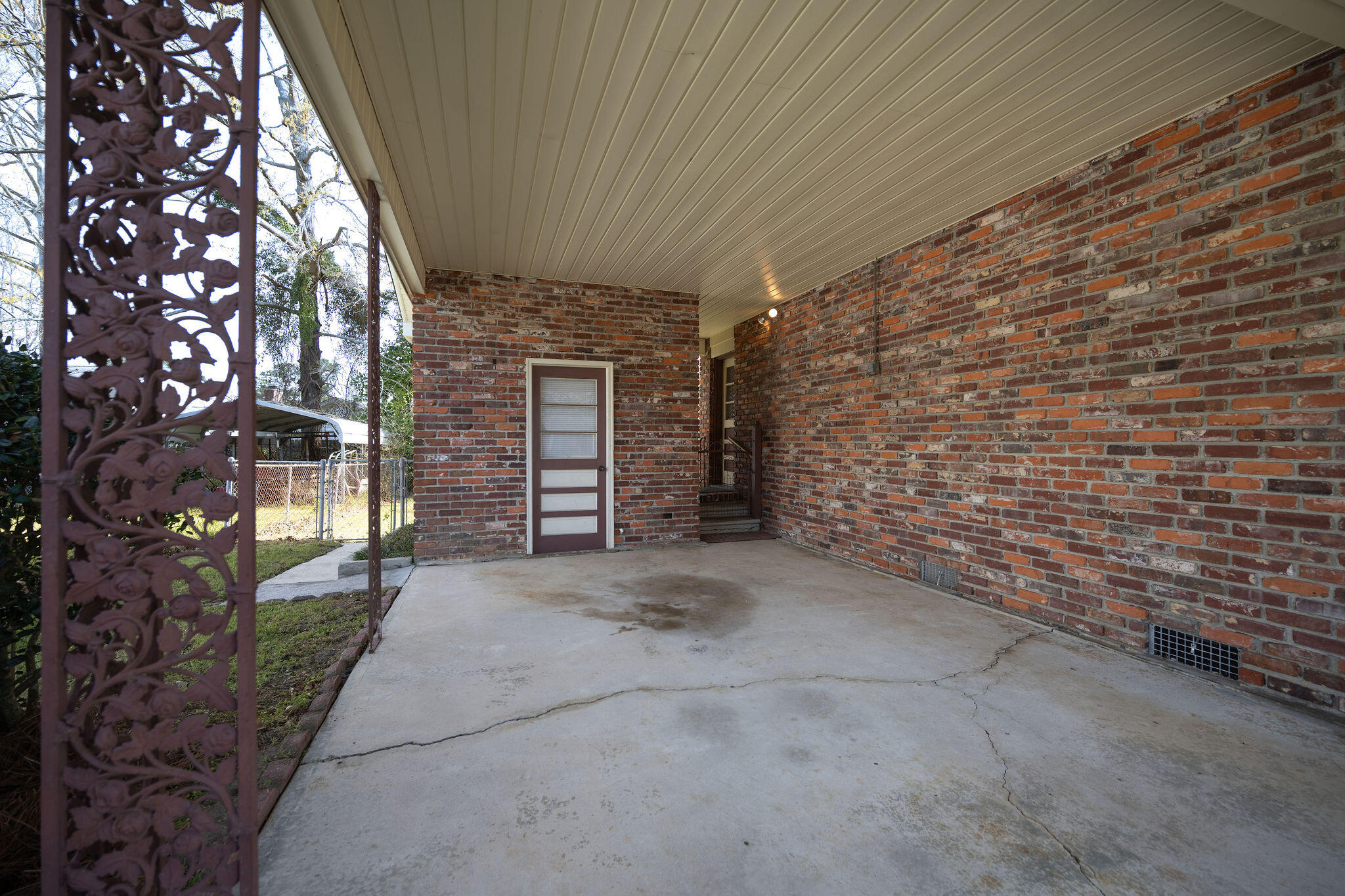 5880 North Rhett Avenue Hanahan, SC 29410 - Photo 4 of 22 Covered Carport