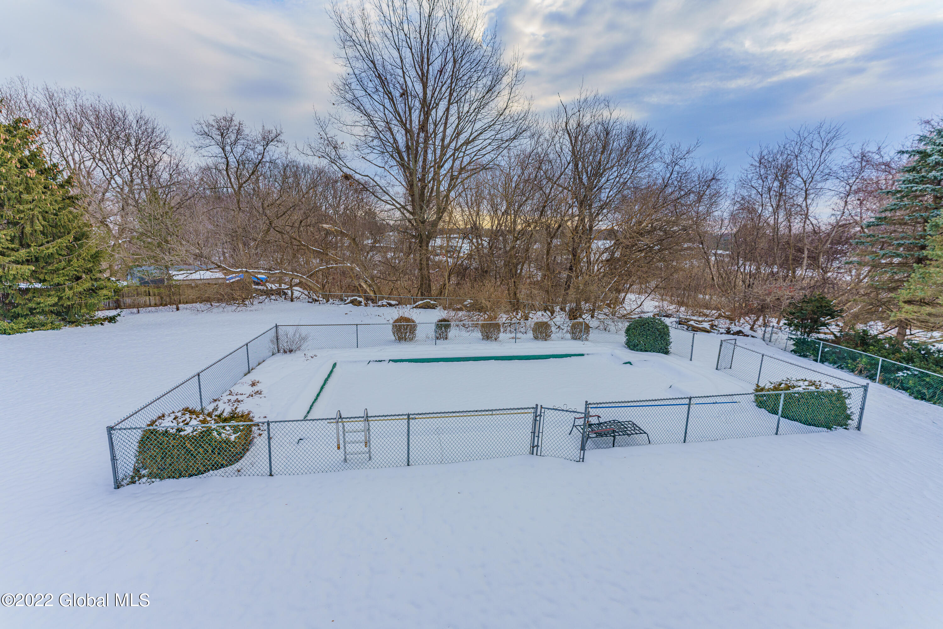 40 Dowling Road Colonie, NY 12205 - Photo 21 of 22 Yard 7