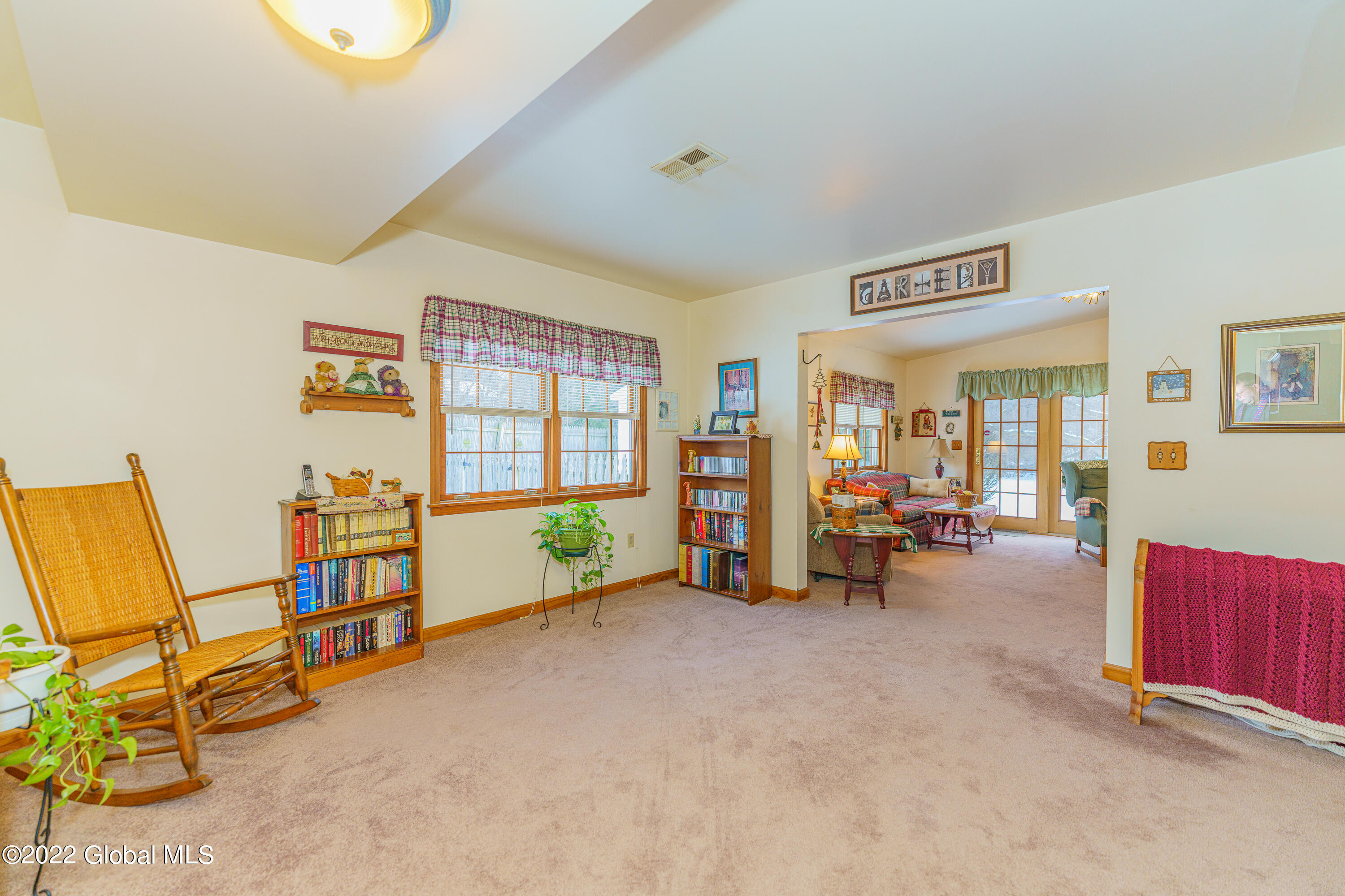 40 Dowling Road Colonie, NY 12205 - Photo 9 of 22 5 Lower level 1