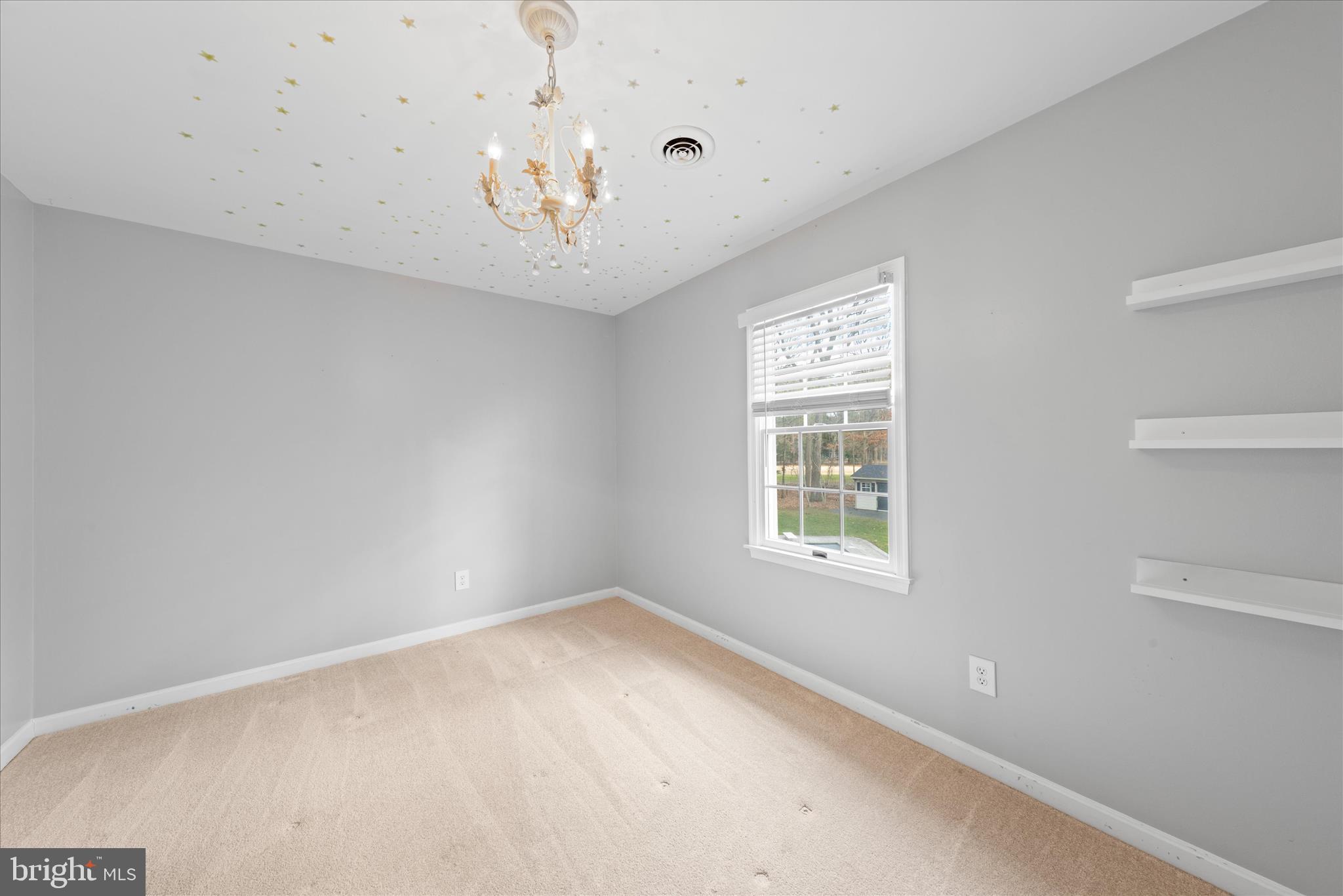 30398 Southampton Bridge Road Salisbury, MD 21804 - Photo 36 of 76 an empty room with a window