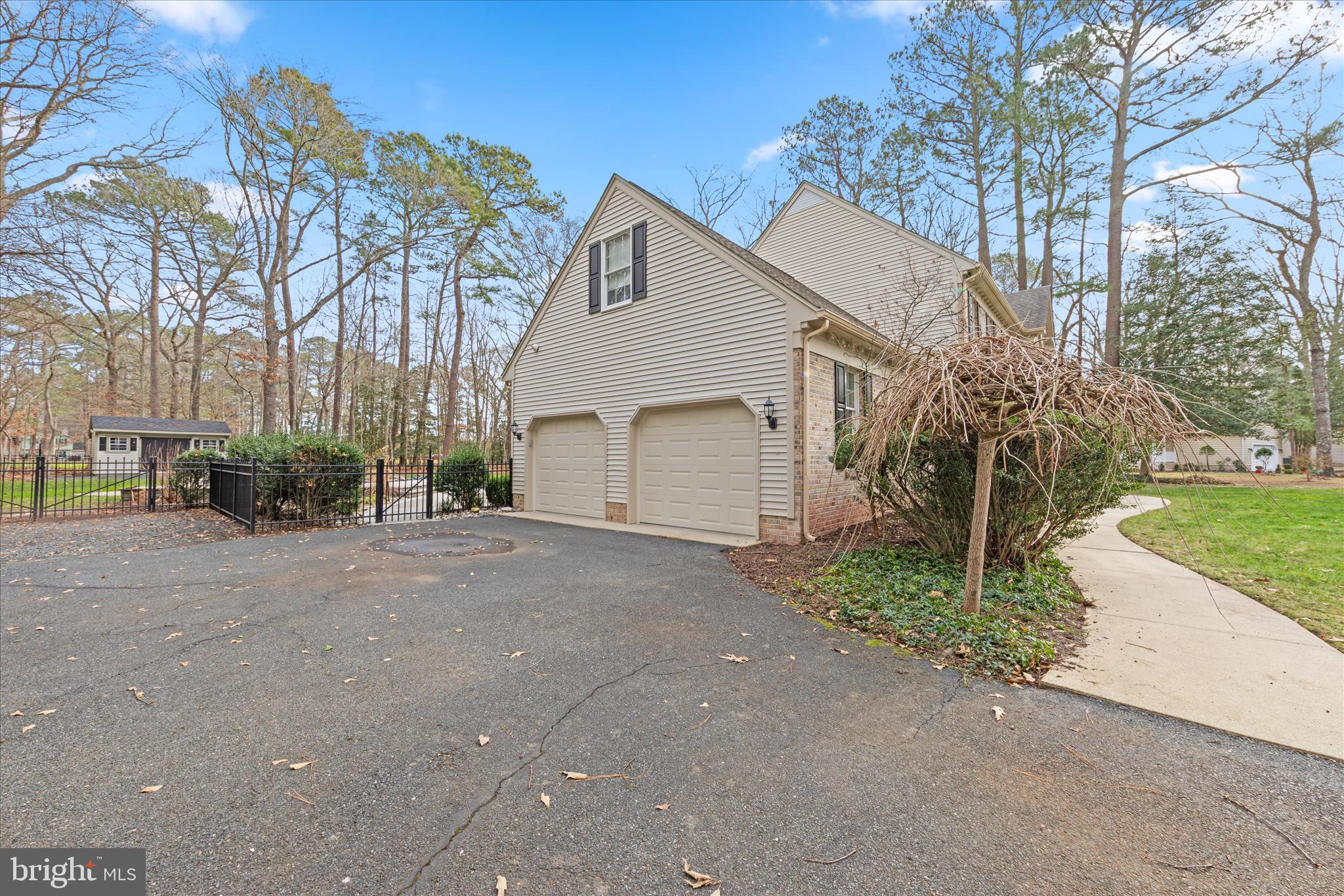 30398 Southampton Bridge Road Salisbury, MD 21804 - Photo 64 of 76 a front view of a house with garden