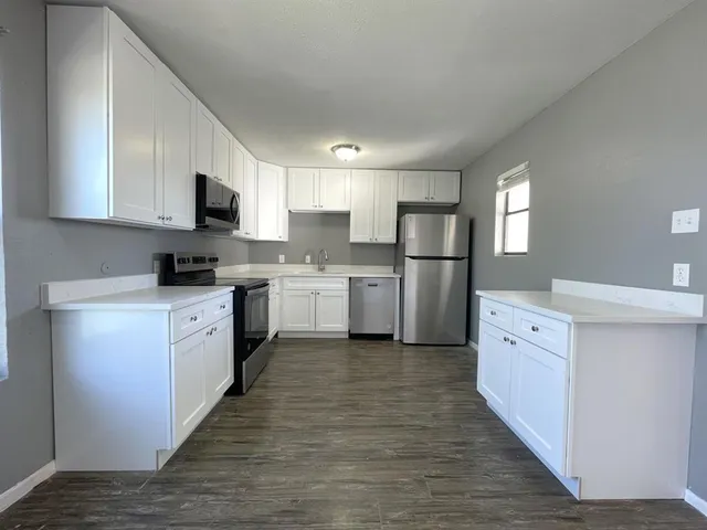 $1,500 | 2107 Knoll Crest Drive, Arlington, TX 76014