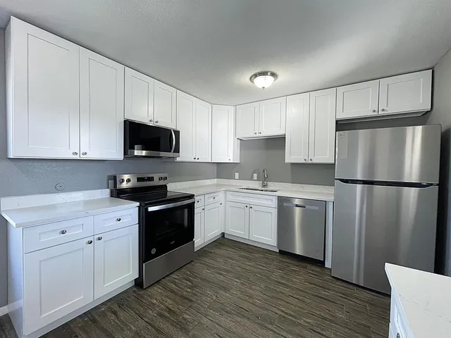 $1,500 | 2107 Knoll Crest Drive, Arlington, TX 76014