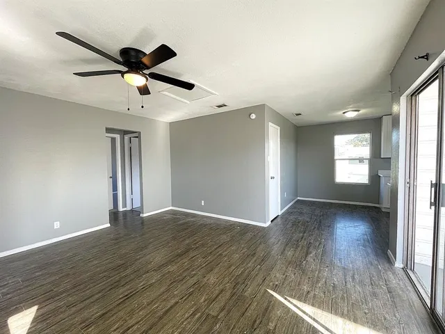 $1,500 | 2107 Knoll Crest Drive, Arlington, TX 76014