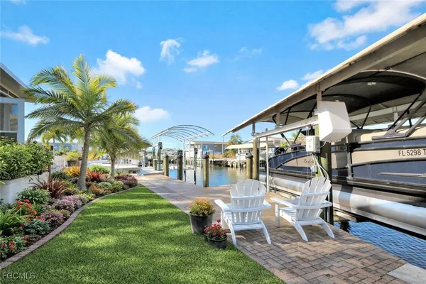 $399,900 | 2971 Bounty Lane, St. James City, FL 33956