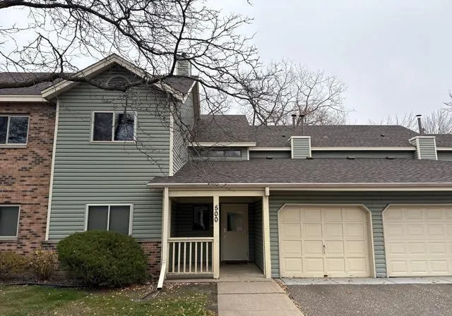 $148,000 | 500 Etna Street, St. Paul, MN 55106