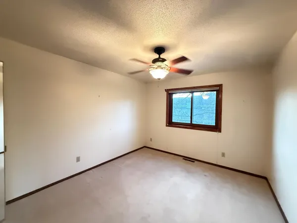 $125,800 | 500 Etna Street, Unit 203, St. Paul, MN 55106