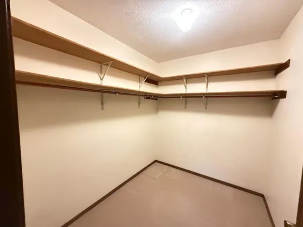 $125,800 | 500 Etna Street, Unit 203, St. Paul, MN 55106