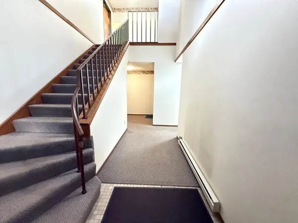 $125,800 | 500 Etna Street, Unit 203, St. Paul, MN 55106