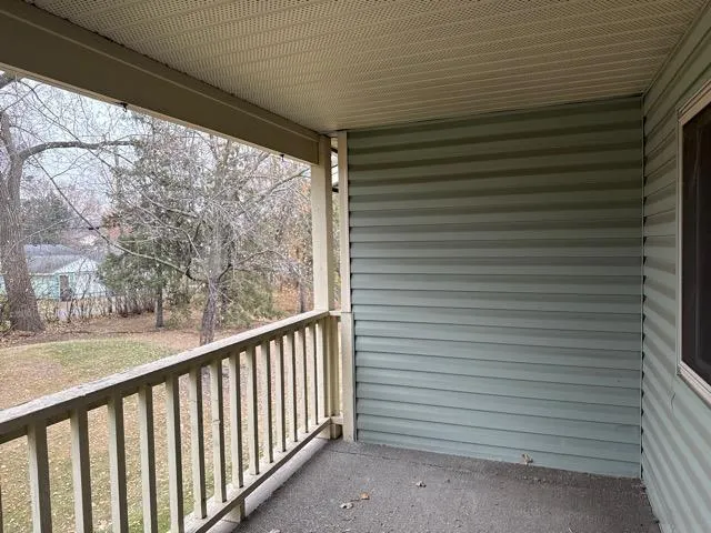 $148,000 | 500 Etna Street, St. Paul, MN 55106