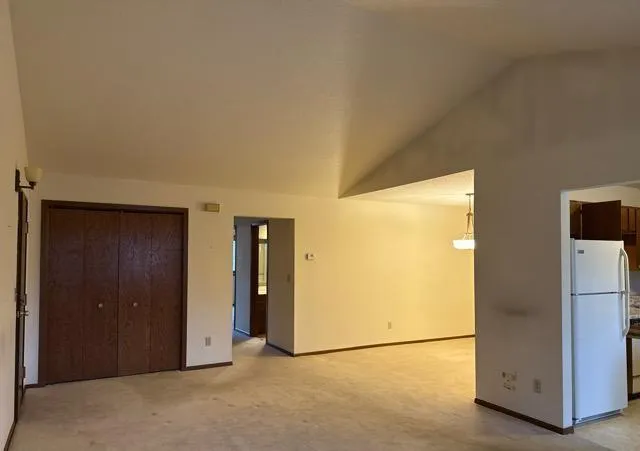 $148,000 | 500 Etna Street, St. Paul, MN 55106