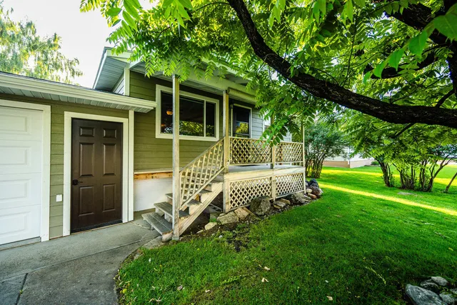 $399,000 | 617 Broadway Avenue, Dayton, WY 82836