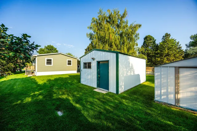 $399,000 | 617 Broadway Avenue, Dayton, WY 82836