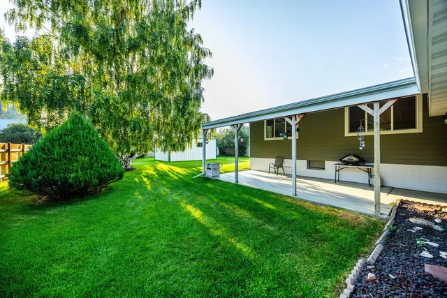 $399,000 | 617 Broadway Avenue, Dayton, WY 82836