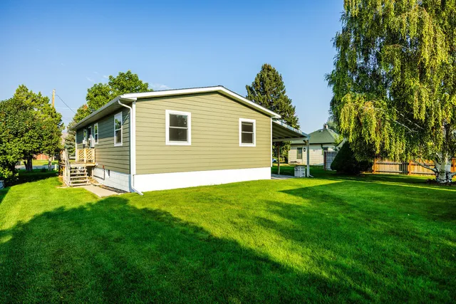 $399,000 | 617 Broadway Avenue, Dayton, WY 82836