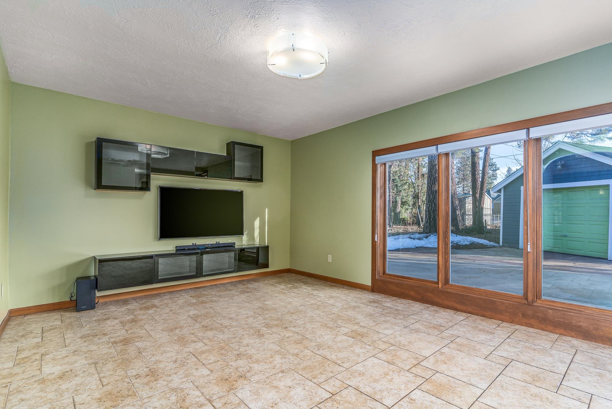 2721 South Rhyolite Road Spokane, WA 99203 - Photo 12 of 33 Gallery Image 12