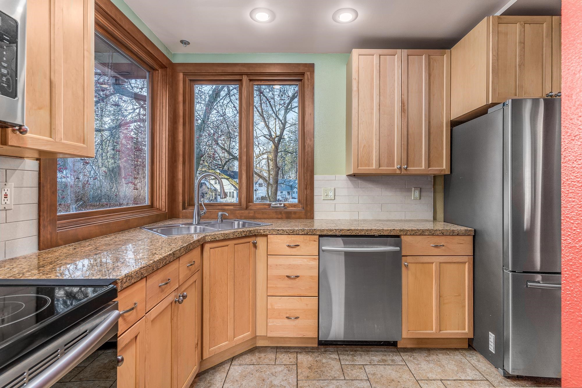 2721 South Rhyolite Road Spokane, WA 99203 - Photo 8 of 33 Gallery Image 8