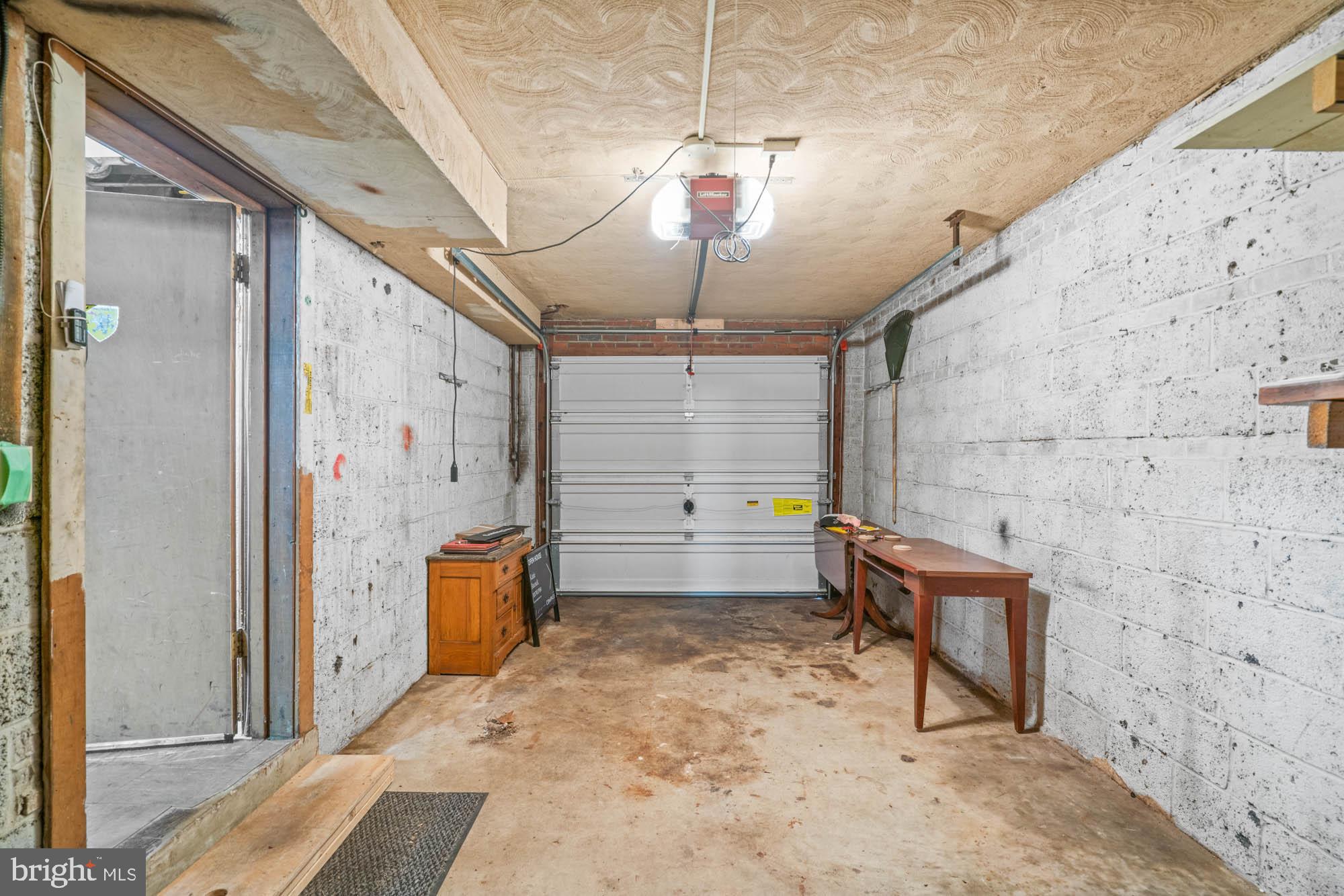 8008 Park Crest Drive Silver Spring, MD 20910 - Photo 39 of 42 a bathroom with a sink a toilet and shower