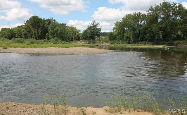 $1,836,000 | 16286 Maries Rod 303, Vienna, MO 65582