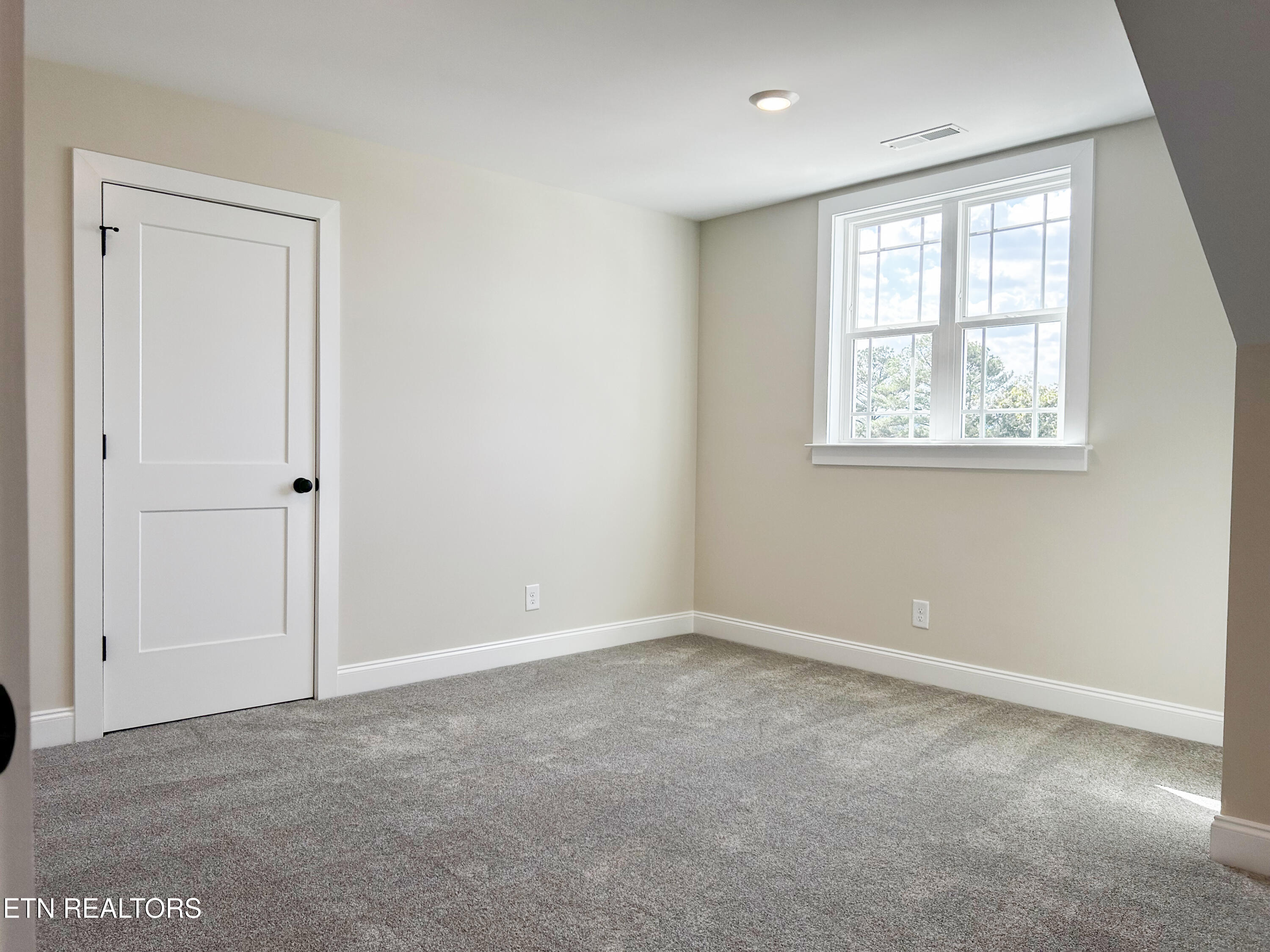 8319 Southwest Cottage Way Cleveland, TN 37311 - Photo 15 of 21 15