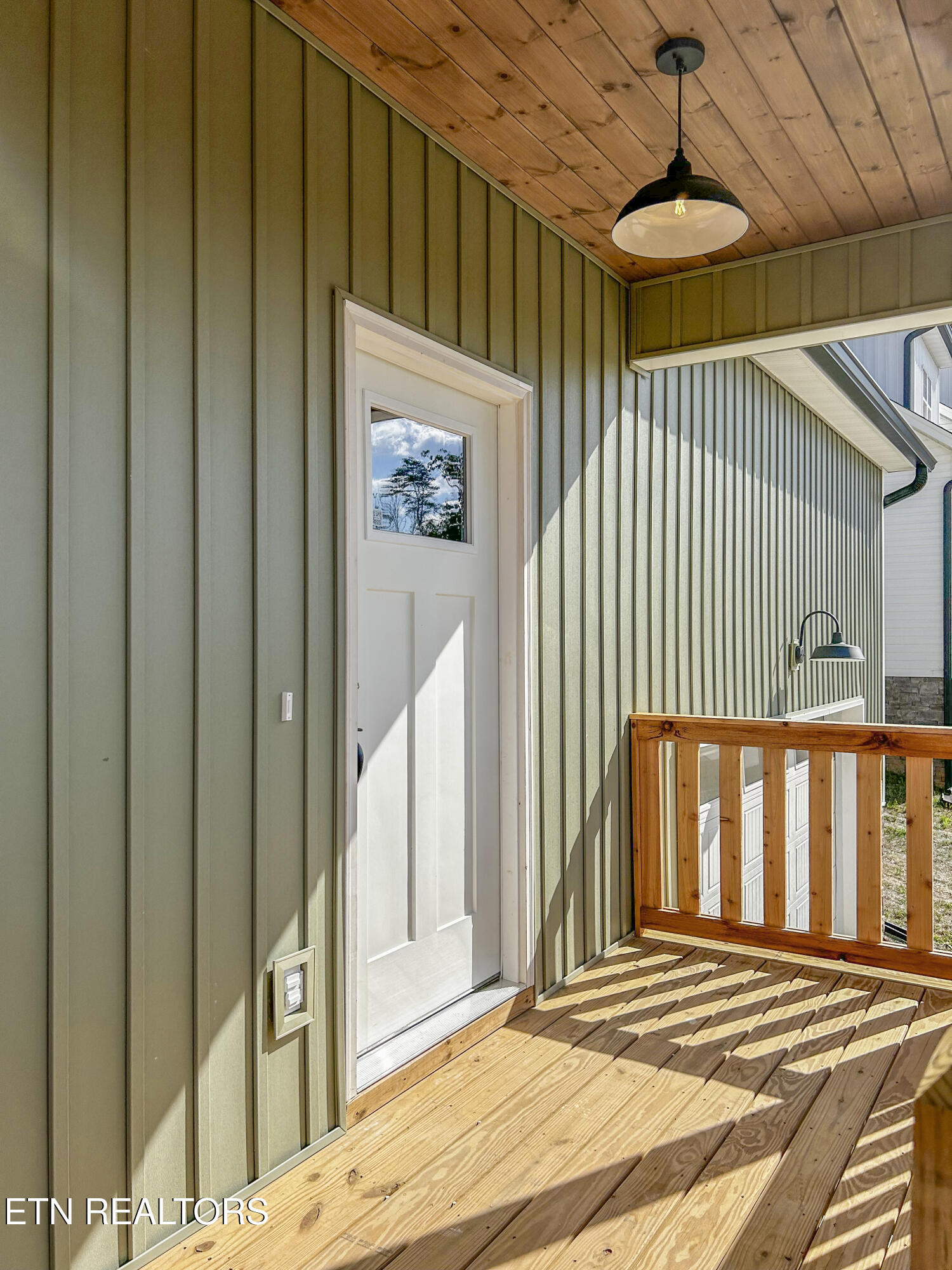 8319 Southwest Cottage Way Cleveland, TN 37311 - Photo 2 of 21 2