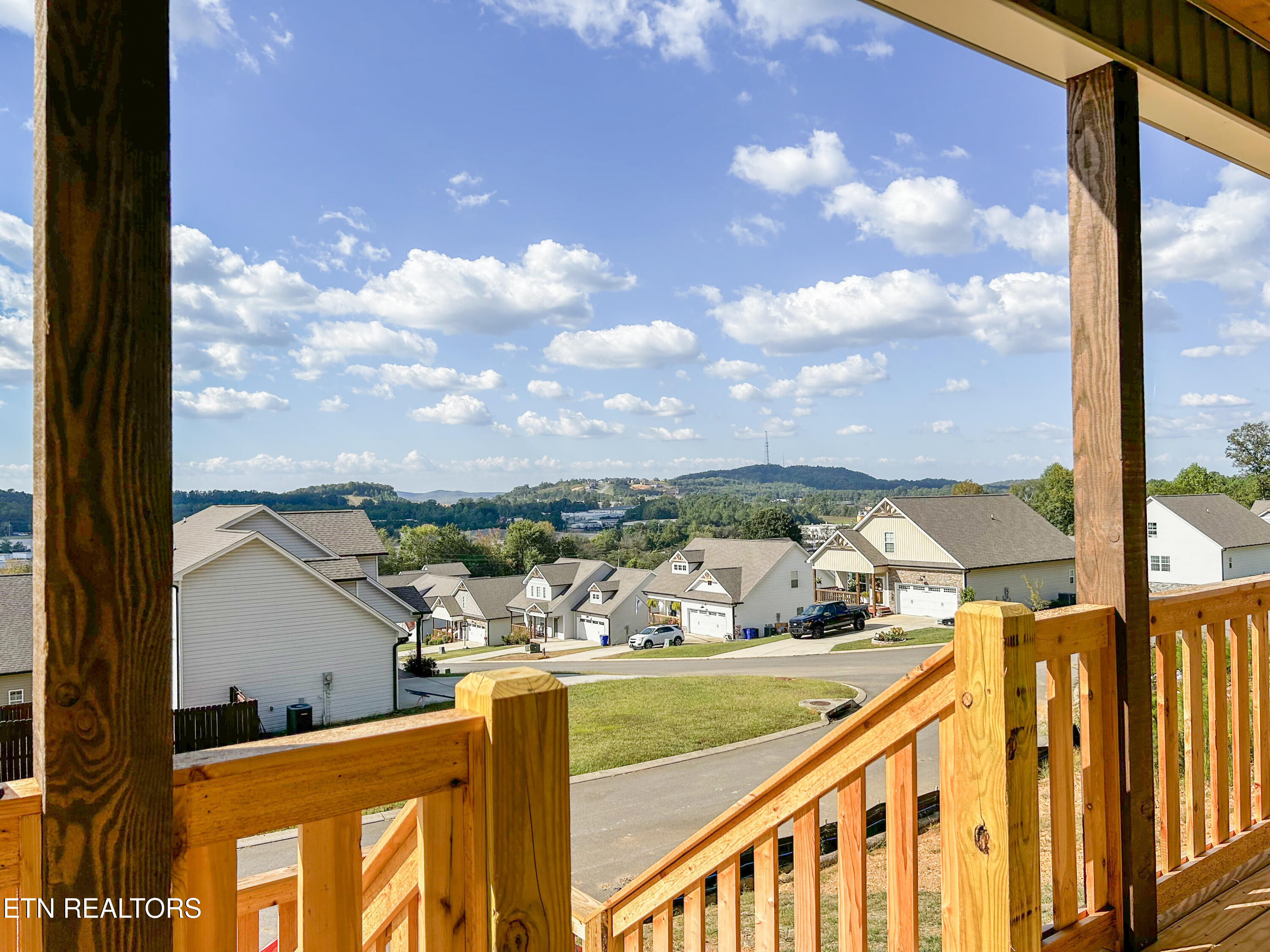 8319 Southwest Cottage Way Cleveland, TN 37311 - Photo 3 of 21 3