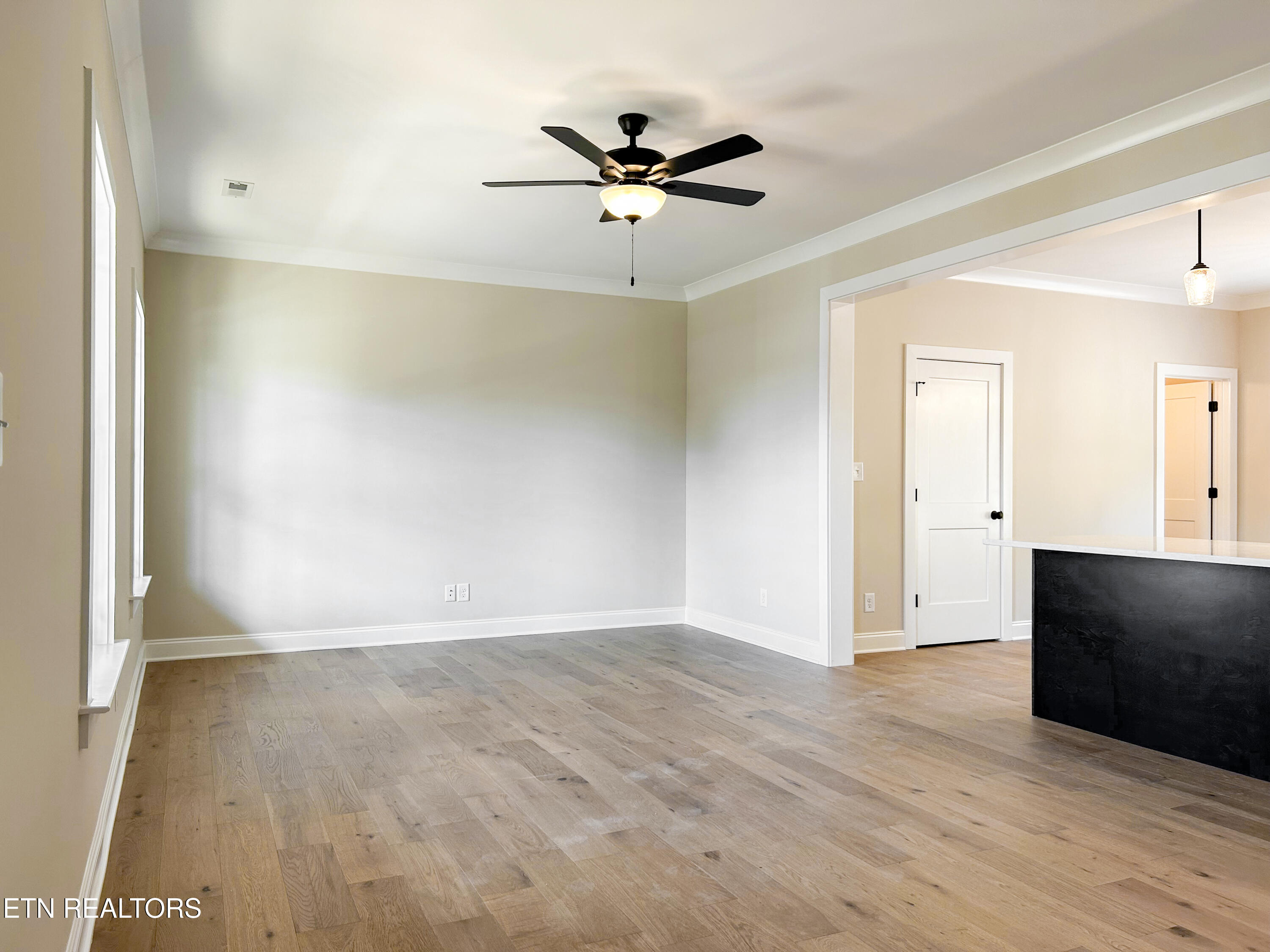 8319 Southwest Cottage Way Cleveland, TN 37311 - Photo 4 of 21 4