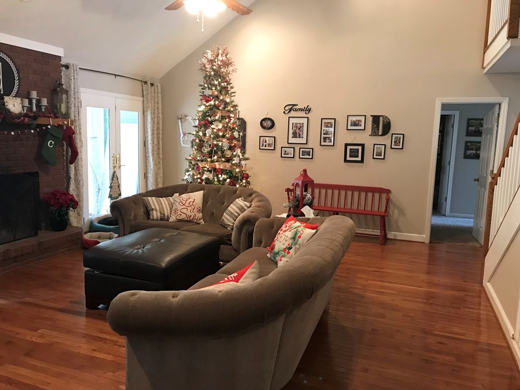 239 John Howard Road Shiloh, GA 31826 - Photo 5 of 29 Family Room
