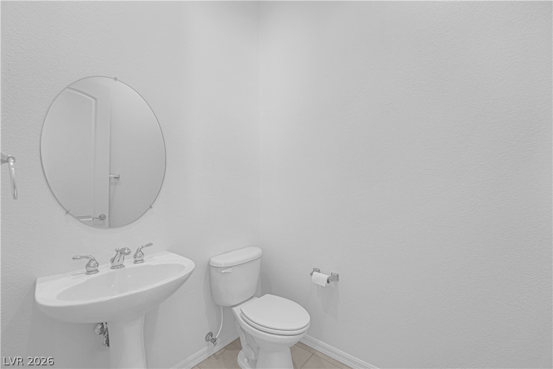 2184 Waterton Rivers Drive Henderson, NV 89044 - Photo 25 of 53 Guest Power Bath with Pedestal Sink