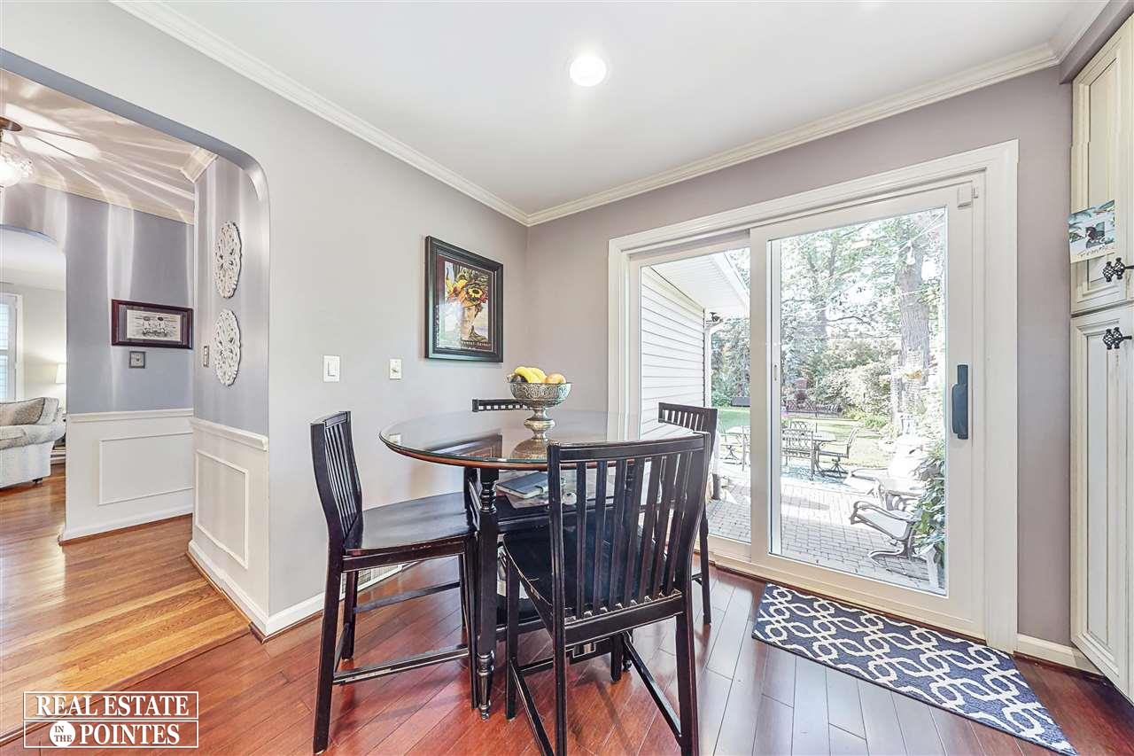 1887 Broadstone Road Grosse Pointe Woods, MI 48236 - Photo 12 of 41