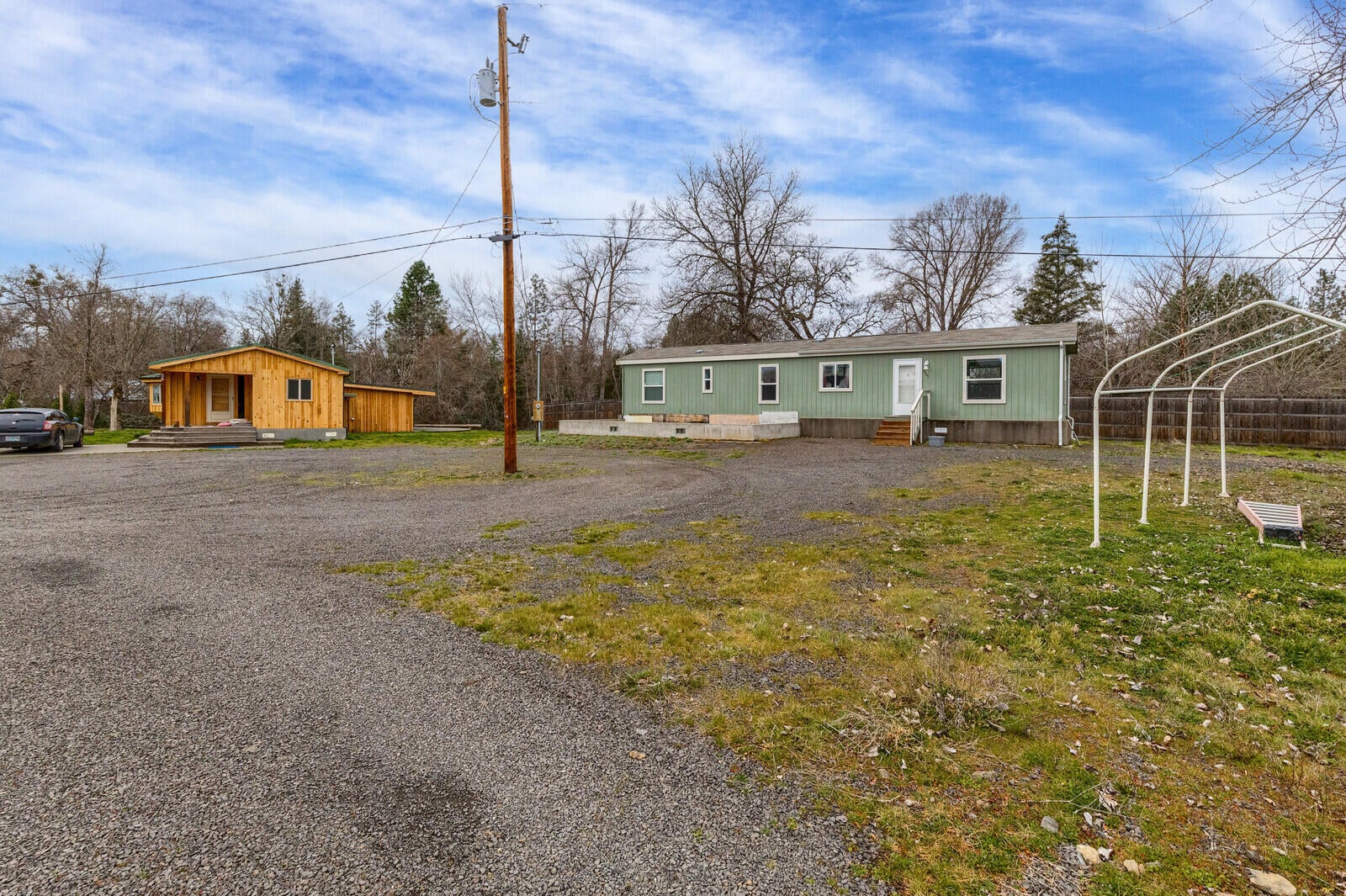 901 Riley Road Eagle Point, OR 97524 - Photo 4 of 46 901 Riley Road