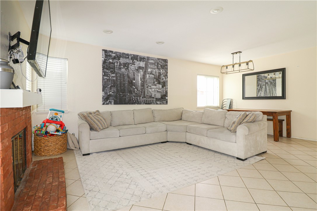 1202 West Cornell Street Rialto, CA 92376 - Photo 9 of 25