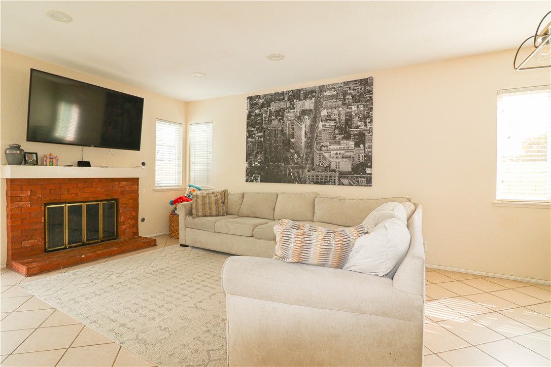 1202 West Cornell Street Rialto, CA 92376 - Photo 10 of 25