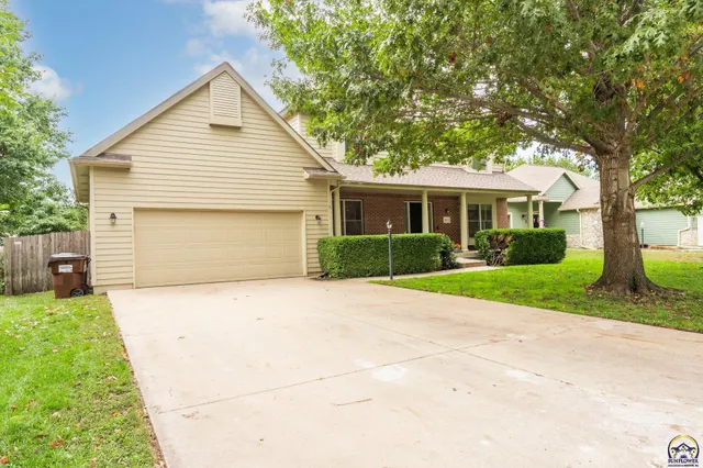 $480,000 | 1017 Stoneridge Drive, Lawrence, KS 66049