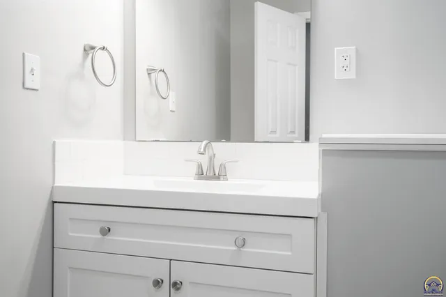 $480,000 | 1017 Stoneridge Drive, Lawrence, KS 66049