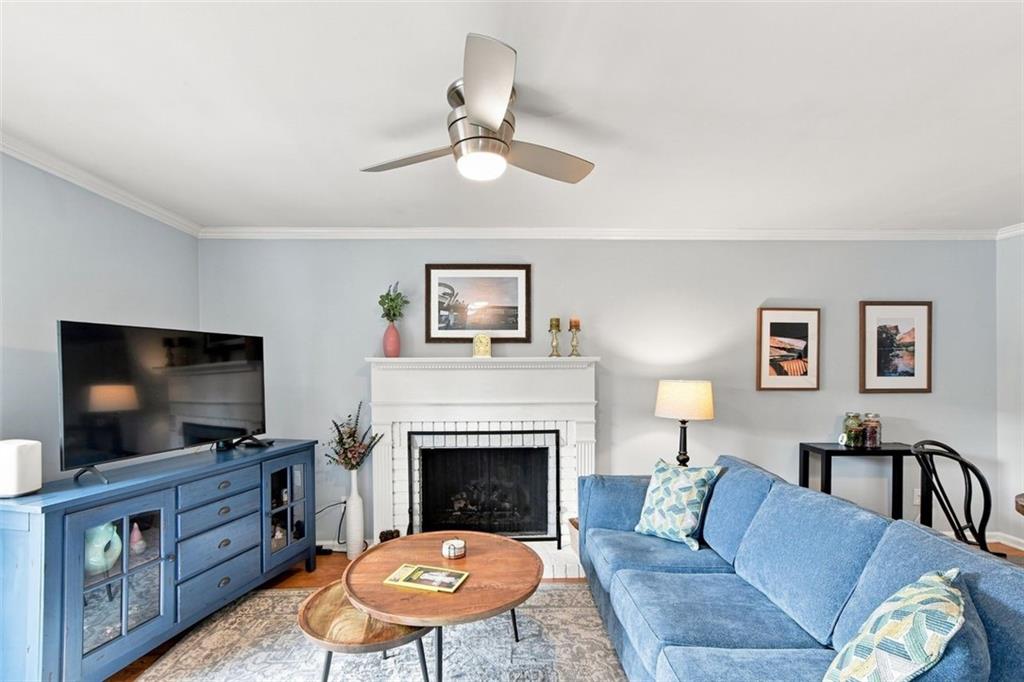 1119 Moorestown Circle Decatur, GA 30033 - Photo 7 of 46 Gallery Image 7