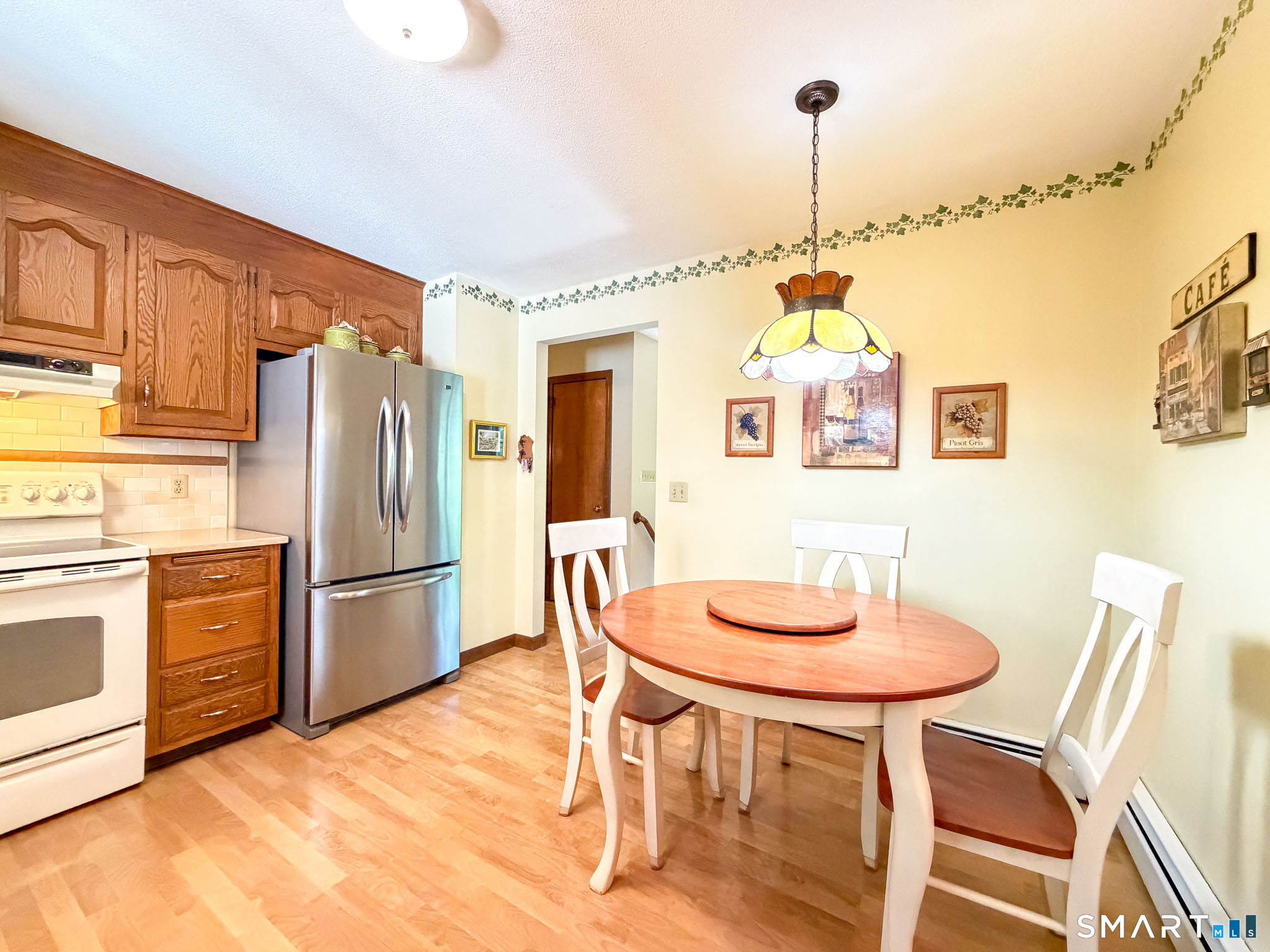 1258 Saybrook Road Middletown, CT 06457 - Photo 13 of 40