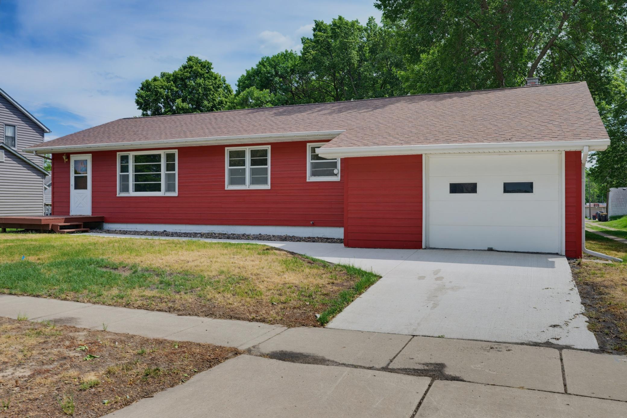 821 Ash Avenue Bird Island, MN 55310 - Photo 20 of 22