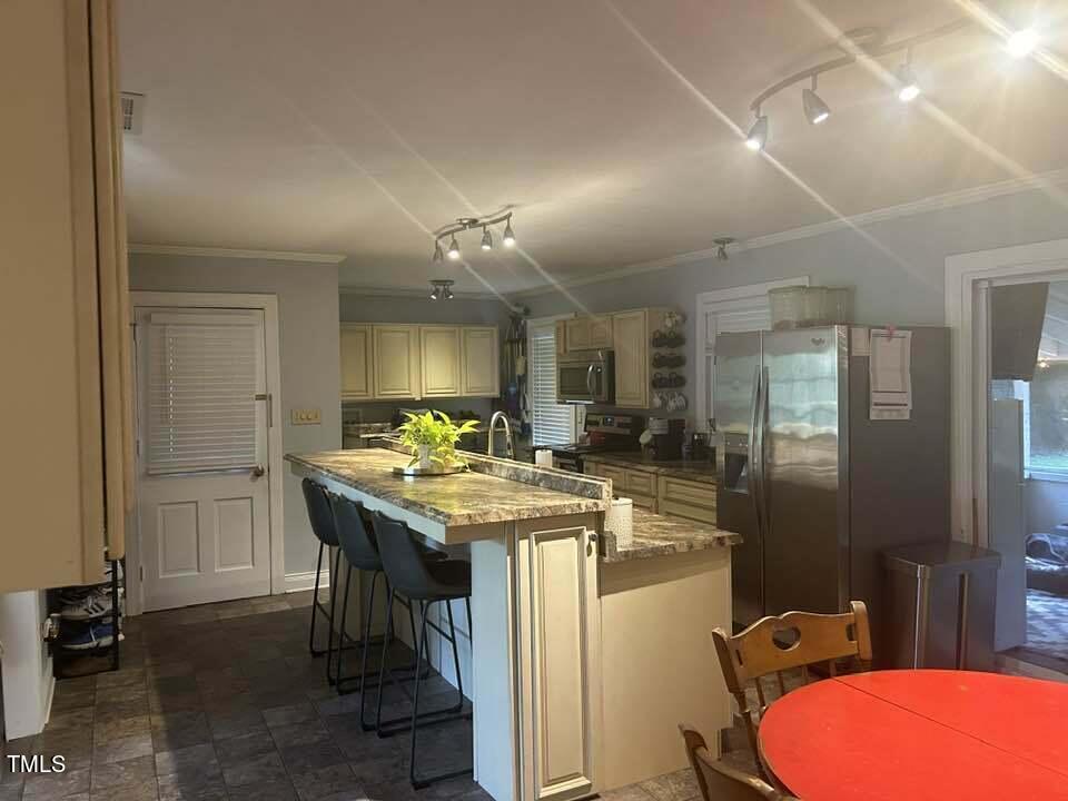 1608 Sulgrave Road Greenville, NC 27858 - Photo 18 of 31 a view of a kitchen area