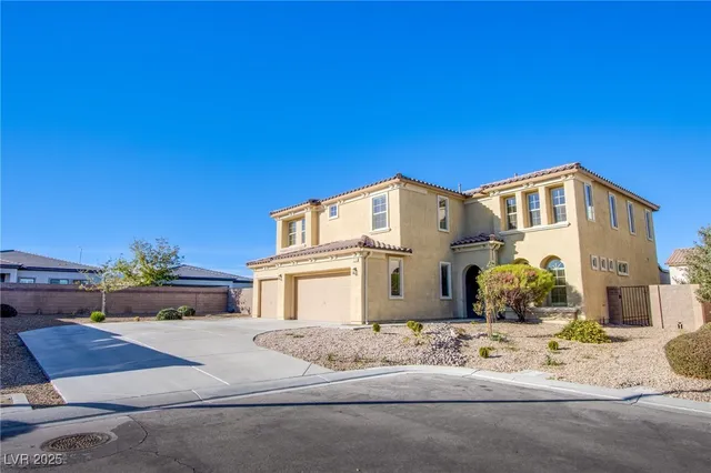 $3,850 | 7230 Estonian Place, Las Vegas, NV 89113