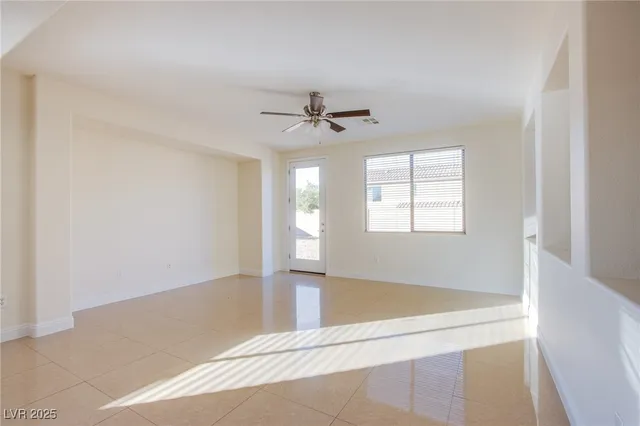 $3,850 | 7230 Estonian Place, Las Vegas, NV 89113