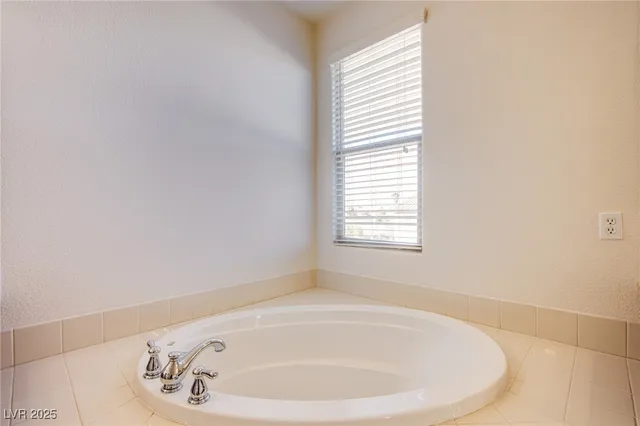 $3,850 | 7230 Estonian Place, Las Vegas, NV 89113