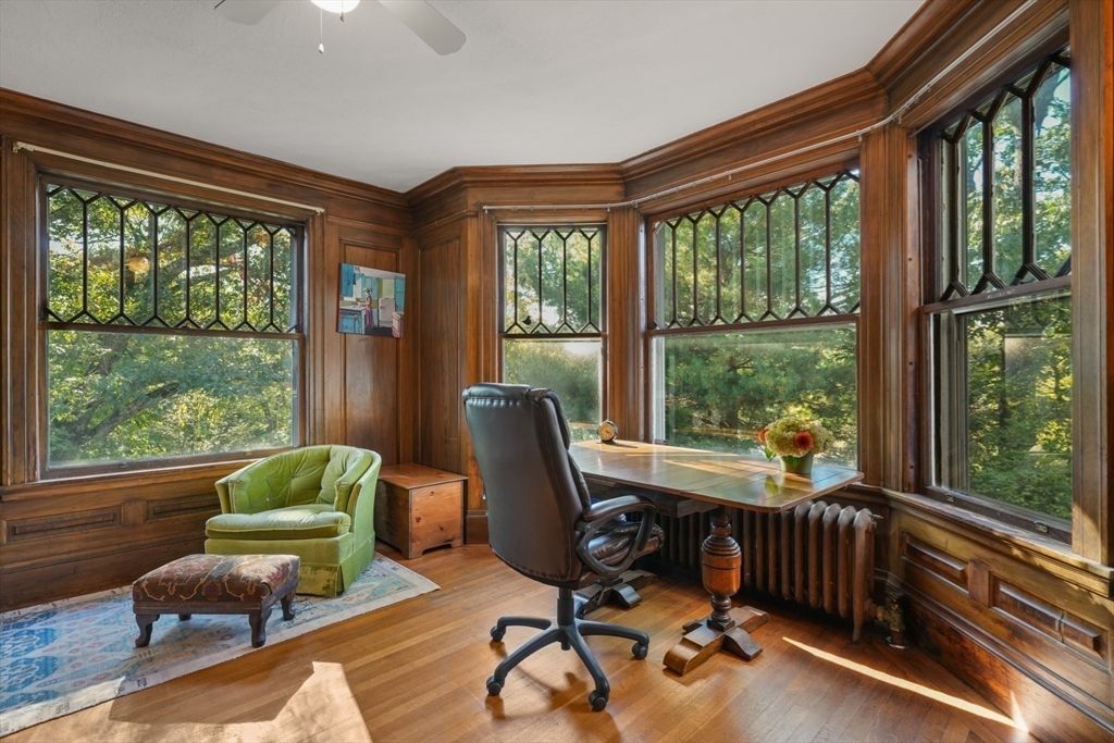 51 Abbott Road Wellesley, MA 02481 - Photo 18 of 41