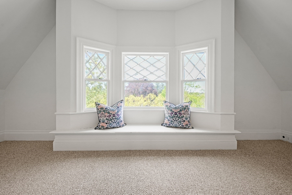 51 Abbott Road Wellesley, MA 02481 - Photo 31 of 41