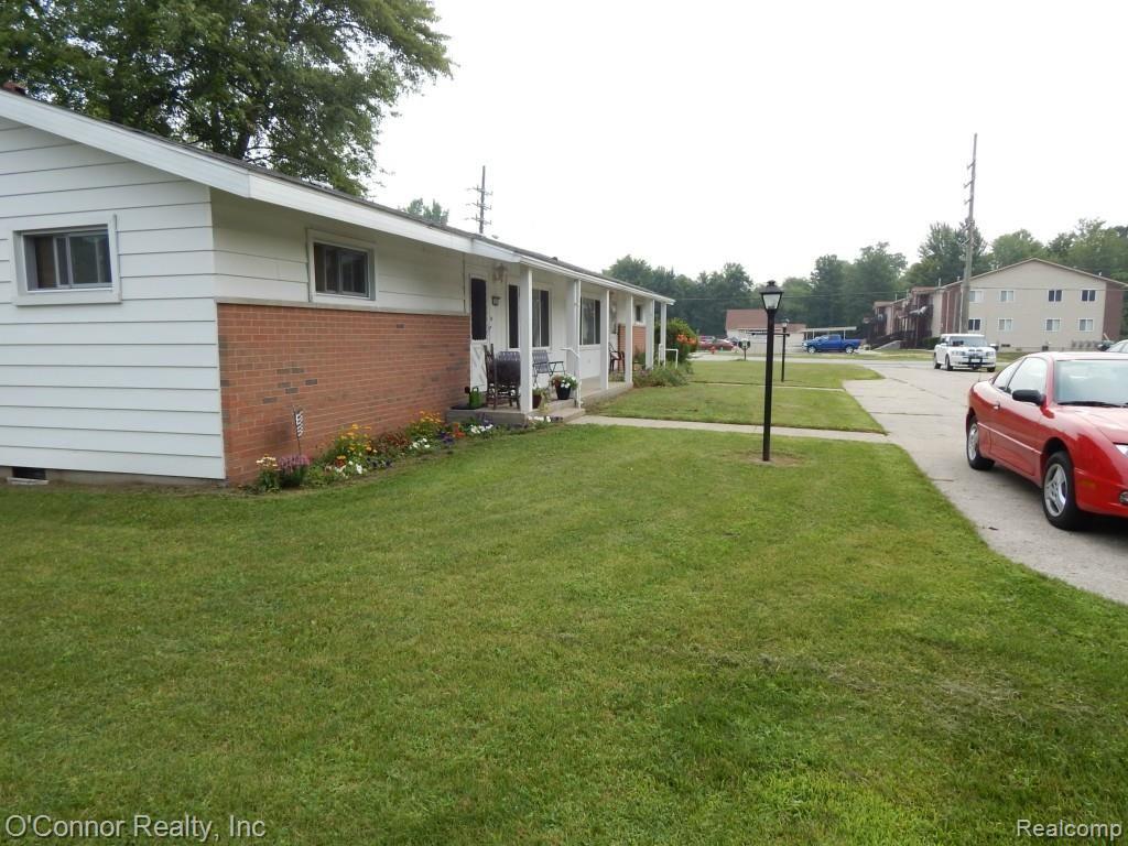 2963 Beach Road Port Huron, MI 48060 - Photo 1 of 12 Front Building 1