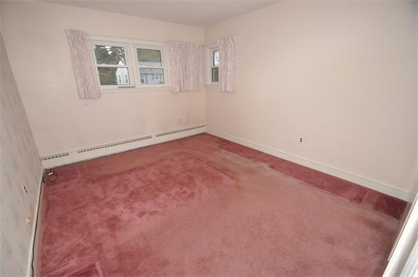 14 Eaton Road Wenham, MA 01984 - Photo 8 of 13 Gallery Image 8