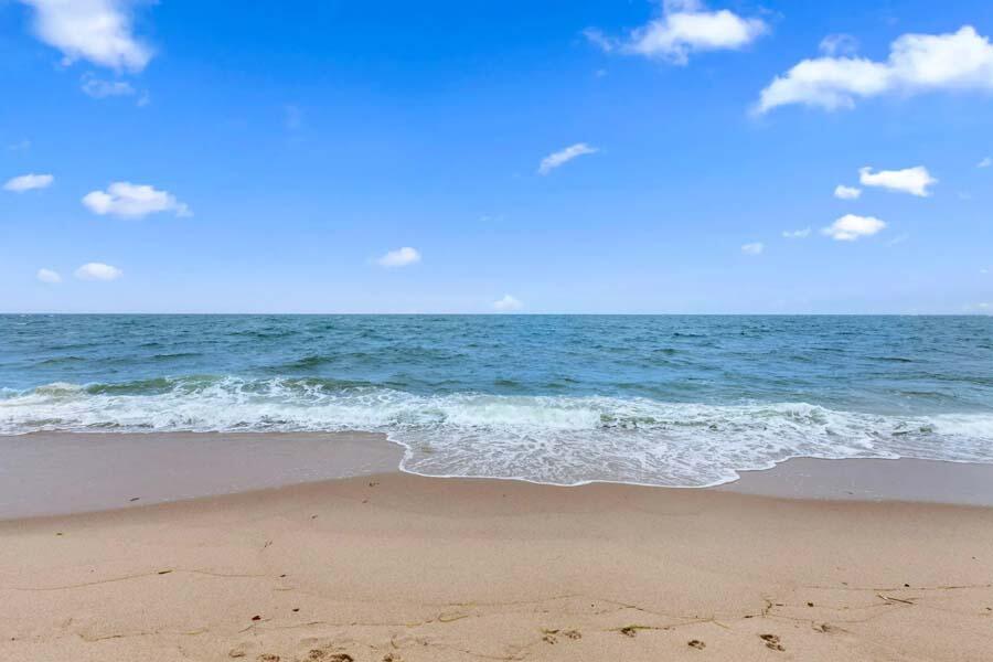 334 Shore Road, Unit 12 Truro, MA 02666 - Photo 19 of 19 a view of an ocean and beach