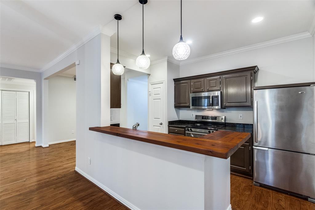 2524 Preston Road, Unit 901 Plano, TX 75093 - Photo 6 of 16