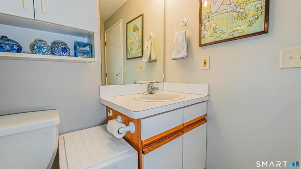 $239,995 | 75 Washington Avenue, Unit 2105, Hamden, CT 06518