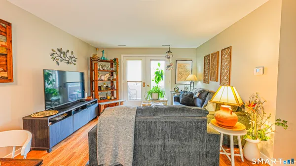 $239,995 | 75 Washington Avenue, Unit 2105, Hamden, CT 06518